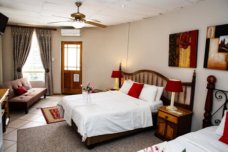 Woodpecker Guesthouse, Ficksburg, South Africa