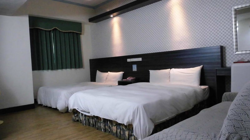 Modern Plaza Hotel, Kaohsiung, 台湾