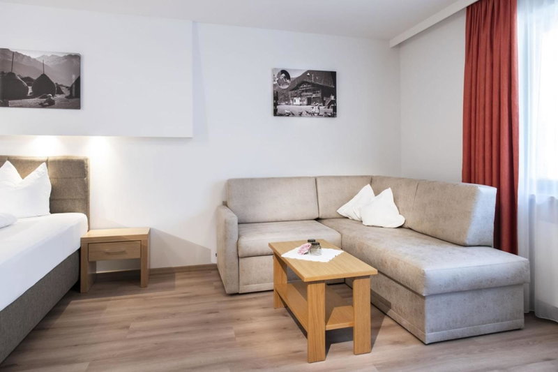 Hotel Neuwirt, Finkenberg, Austria