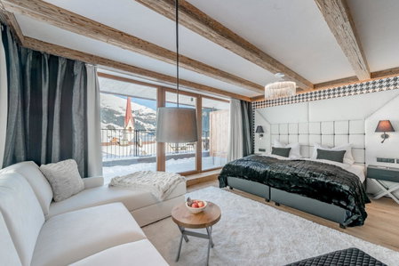 Aktiv- & Wellnesshotel Bergfried, Tux, Austria