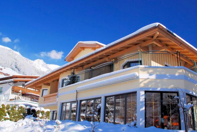 Hotel Garni Forelle, Tux, Austria