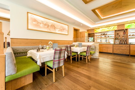 Wohlfühlhotel Berg Heil, Holzgau, Austria
