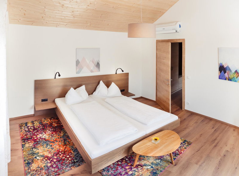 ad vineas Gästehaus Nikolaihof-Hotel Garni, Mautern, Austria