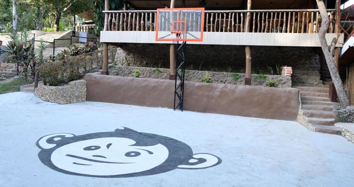 Mad Monkey Siquijor, Philippinen