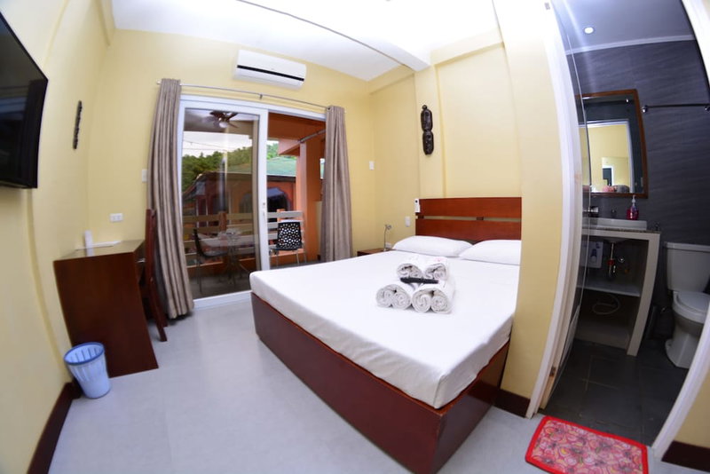 Papa Fred's Beach Resort, Puerto Galera, Philippines