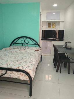 Riverfront Deluxe Residences, San Carlos, Philippinen