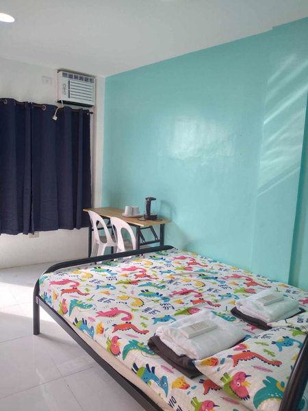 Riverfront Deluxe Residences, San Carlos, Philippinen