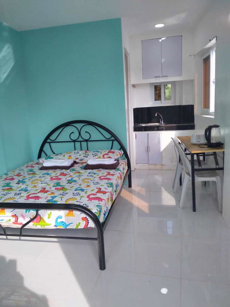 Riverfront Deluxe Residences, San Carlos, Philippinen