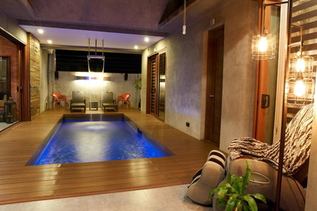 ISLA VILLA 1 amazing waterfall pool house near beach, bars & restaurants, Mactan, Philippines