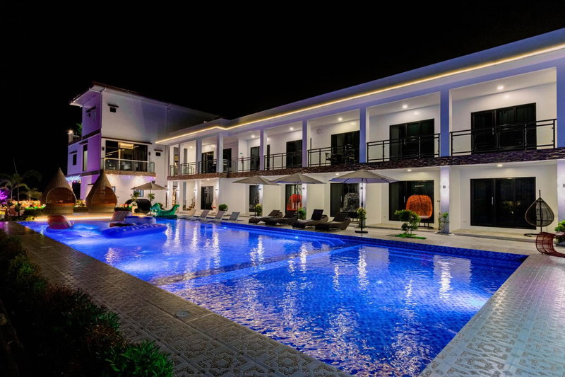 Sonrisa Resort De Playa by Hiverooms, San Remigio, Philippines