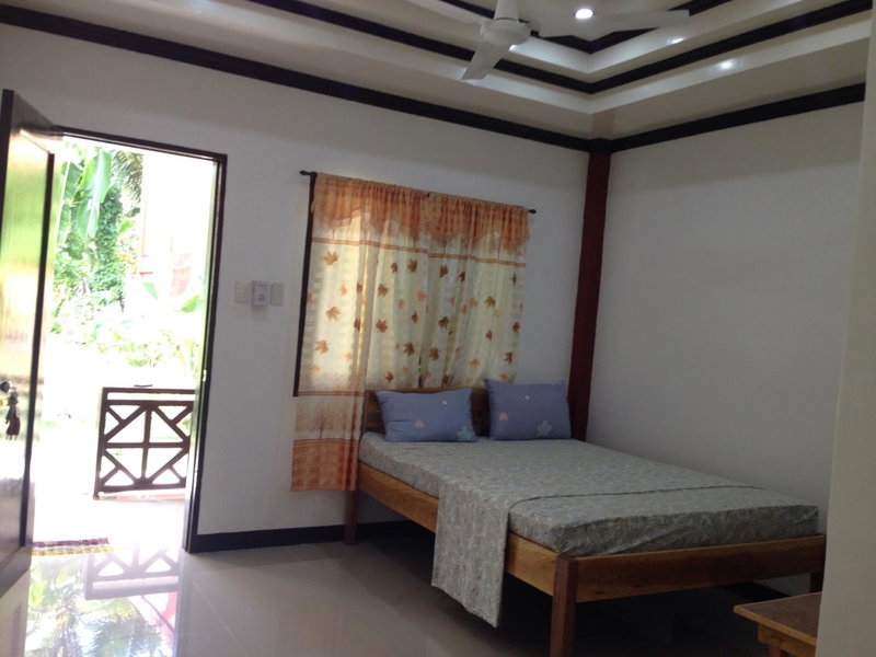 Nine Clouds Homestyle Accommodation, General Luna, Philippines