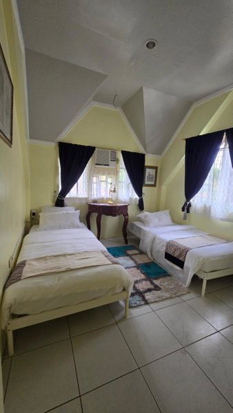 Belfort House B&B, Valencia, Philippinen