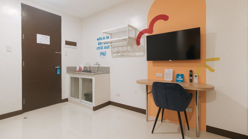 Sans Hotel at One JD Place Makati by RedDoorz, Manila, Filipinas