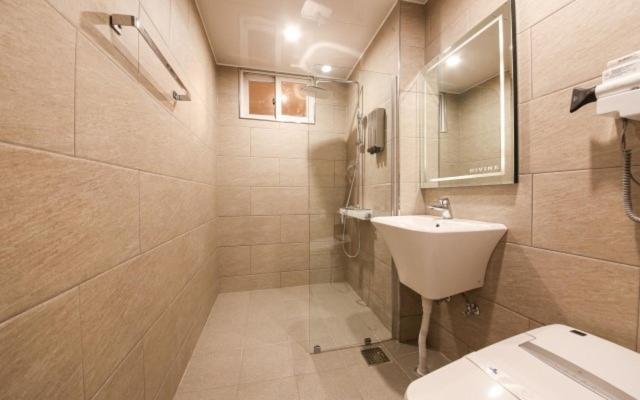 Divine Hotel, Gwangju, 대한민국