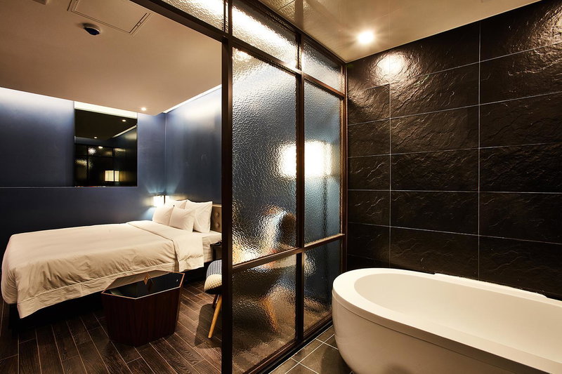 Hotel Wanted, Incheon, South Korea