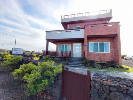 Feeling Good House, Jeju City, South Korea