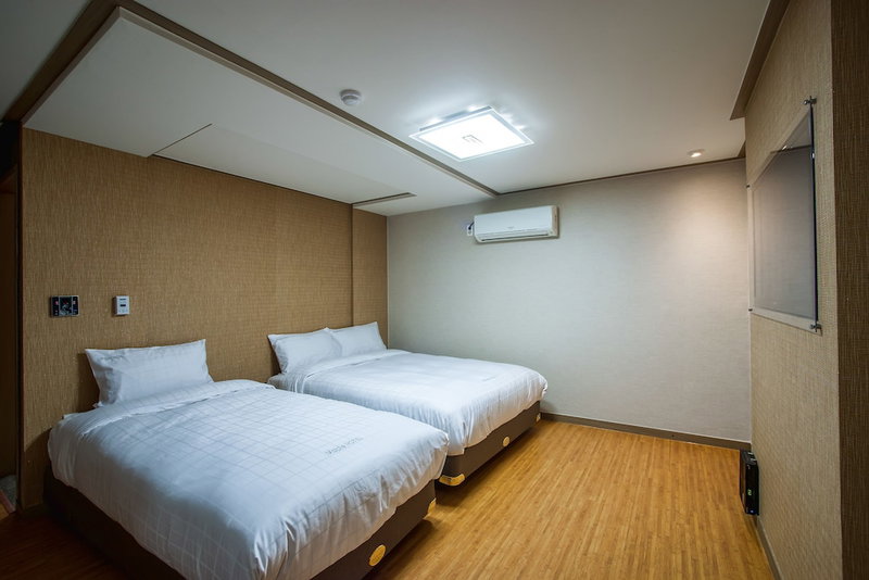 Hotel Maple, Jeju City, South Korea
