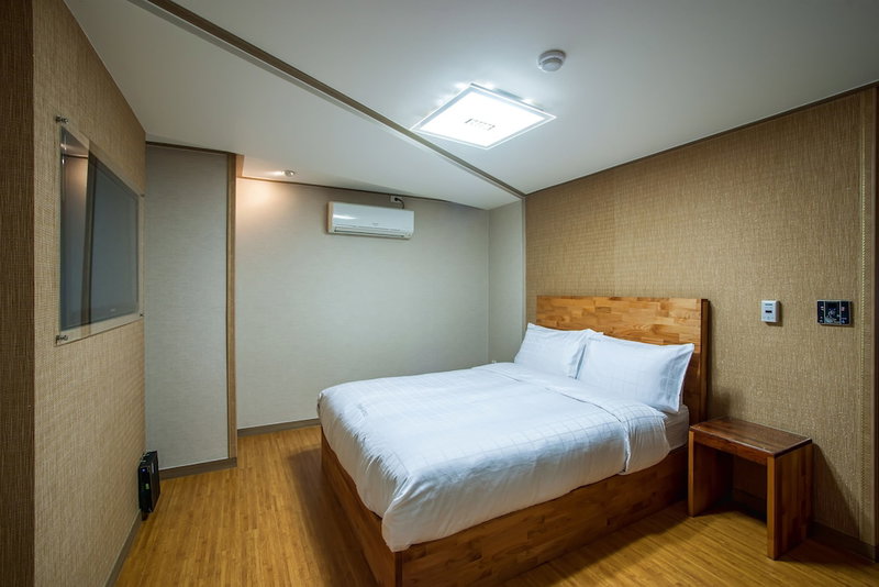 Hotel Maple, Jeju City, South Korea