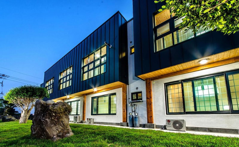 Bada Maru Pension, Seogwipo, Corea del Sur