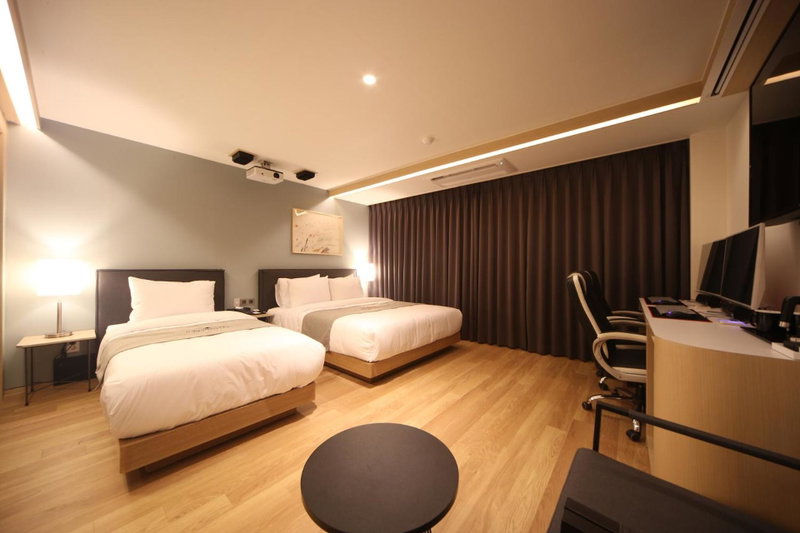 Dongnae Hound Hotel Sajik Minam Station, Busan, 대한민국
