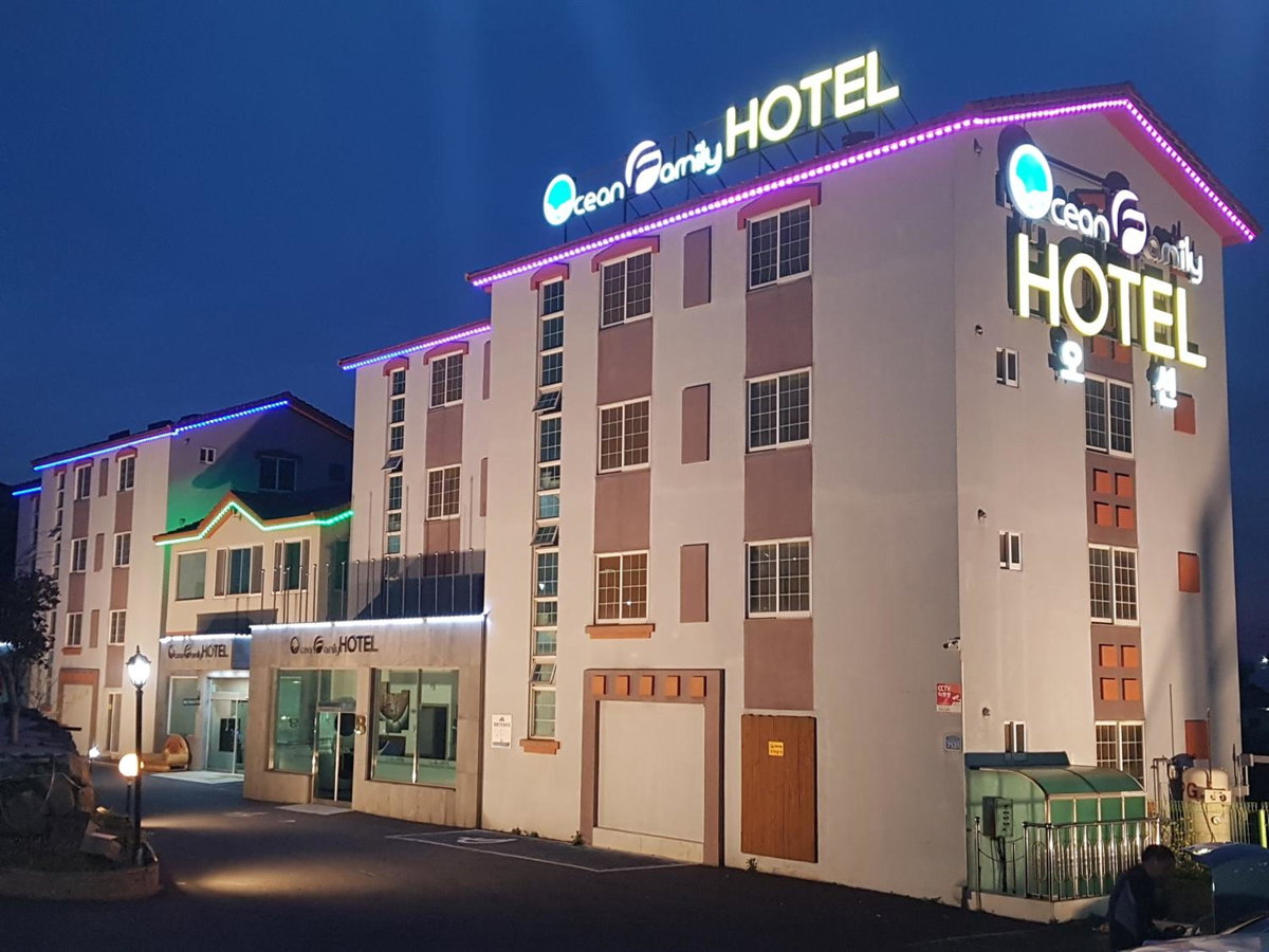Hotel · Jeju Ocean Family Hotel, Jeju