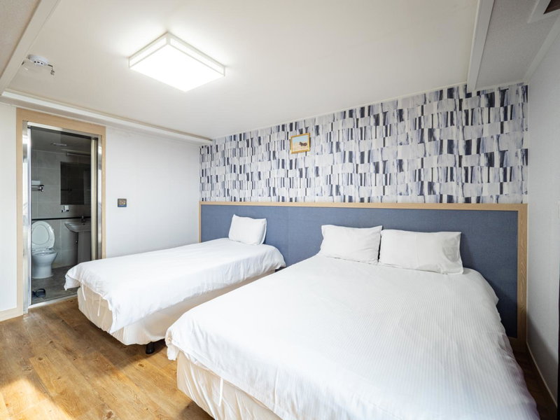 Jeju Moseulpo Hotel, Seogwipo, South Korea