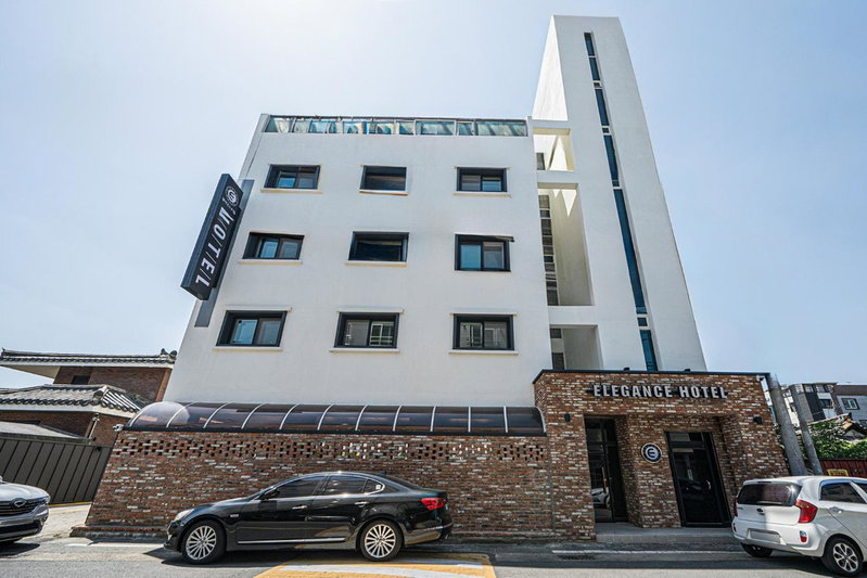 Elegance hotel hwangridan, Gyeongju, 대한민국