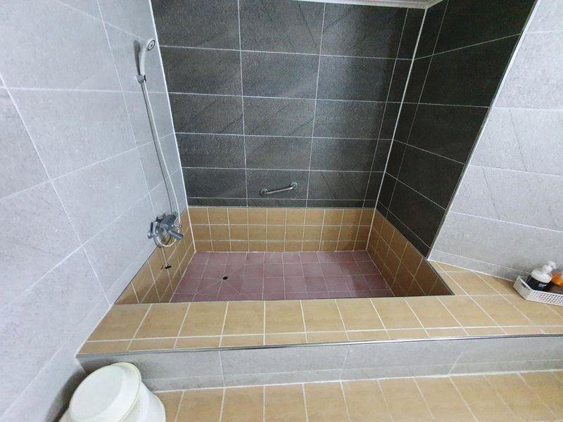 Kyungha Spa Hotel, Daejeon, 대한민국