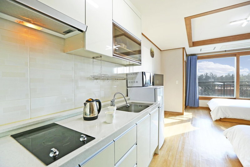 Jeju DK House Pension, Seogwipo, South Korea