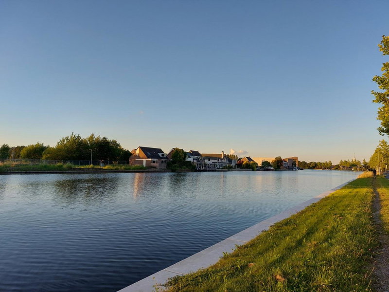 Lodges near the Rhine - Sustainable Residence, Alphen aan den Rijn, The Netherlands