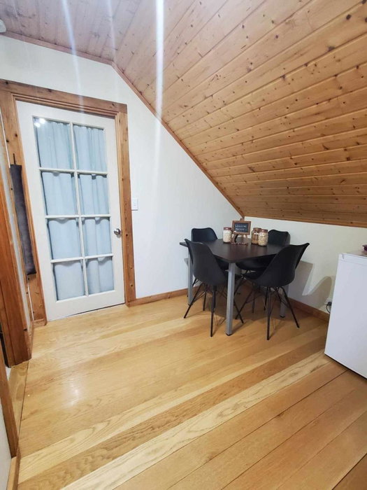 Rail Trail Retreat Loft, Alexandra, New Zealand