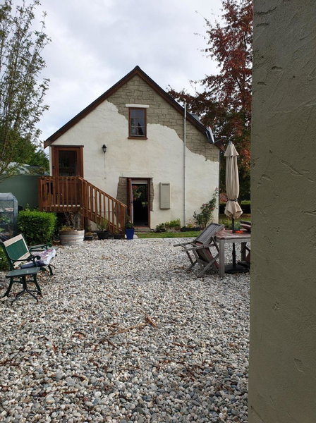 Rail Trail Retreat Loft, Alexandra, New Zealand