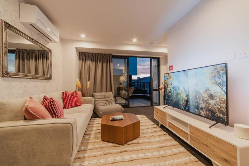 Triple Treat on Fitzgerald - Your 3-BR Getaway, Christchurch, New Zealand
