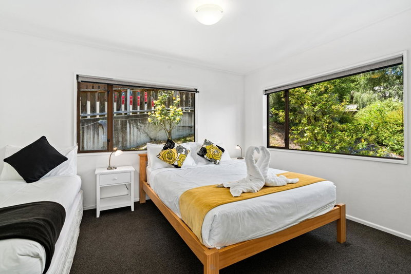 Town Centre Location with Stunning View - Unit 8, Queenstown, New Zealand