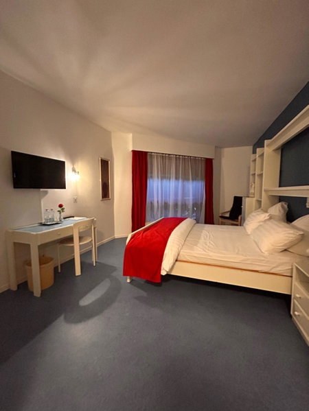 Hôtel EDIROL, Vouvry, Suiza