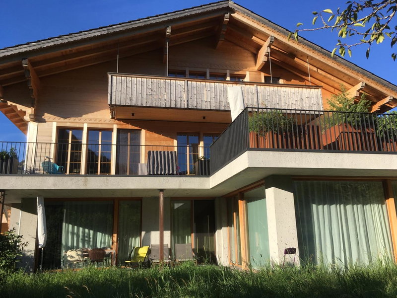 Chalet Park Apartment mit Sauna Hamam, Thun, Switzerland