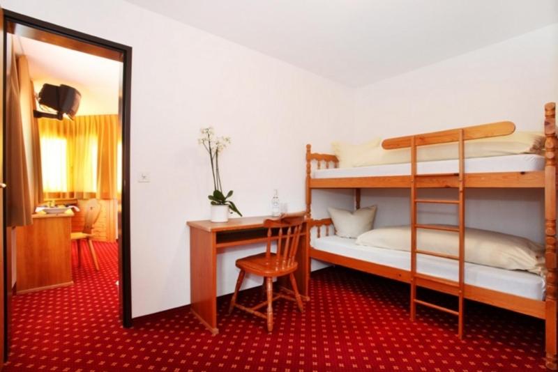 Hotel Central, Obersaxen, Schweiz