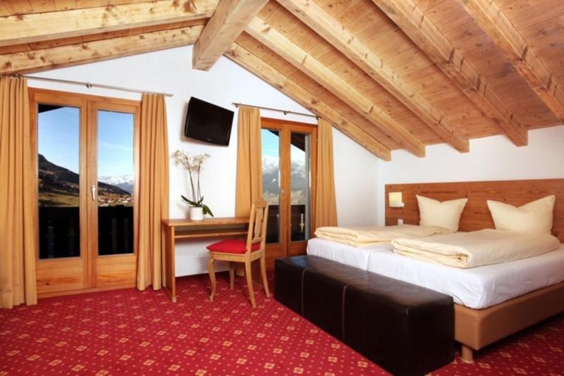 Hotel Central, Obersaxen, Schweiz