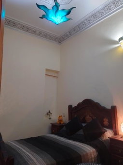 Riad lala Drissia, Gare de Tanger-Fès, Marruecos