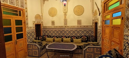 Riad lala Drissia, Gare de Tanger-Fès, Marruecos