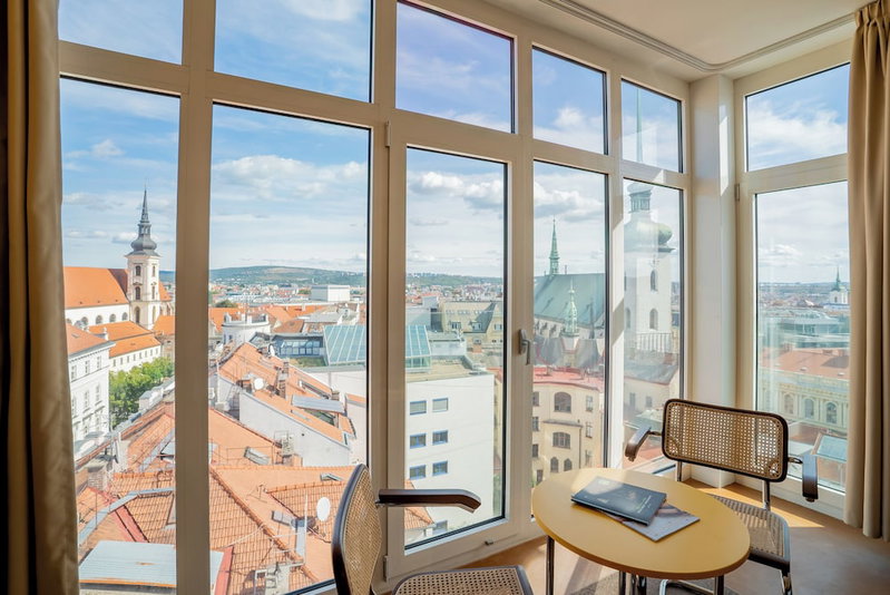 Hotel Avion - National Cultural Monument - ICONIC HOUSES, Brno, Czechia