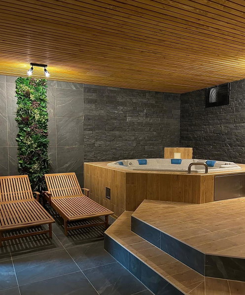 Hotel Lesní Chata, Kořenov, Czechia