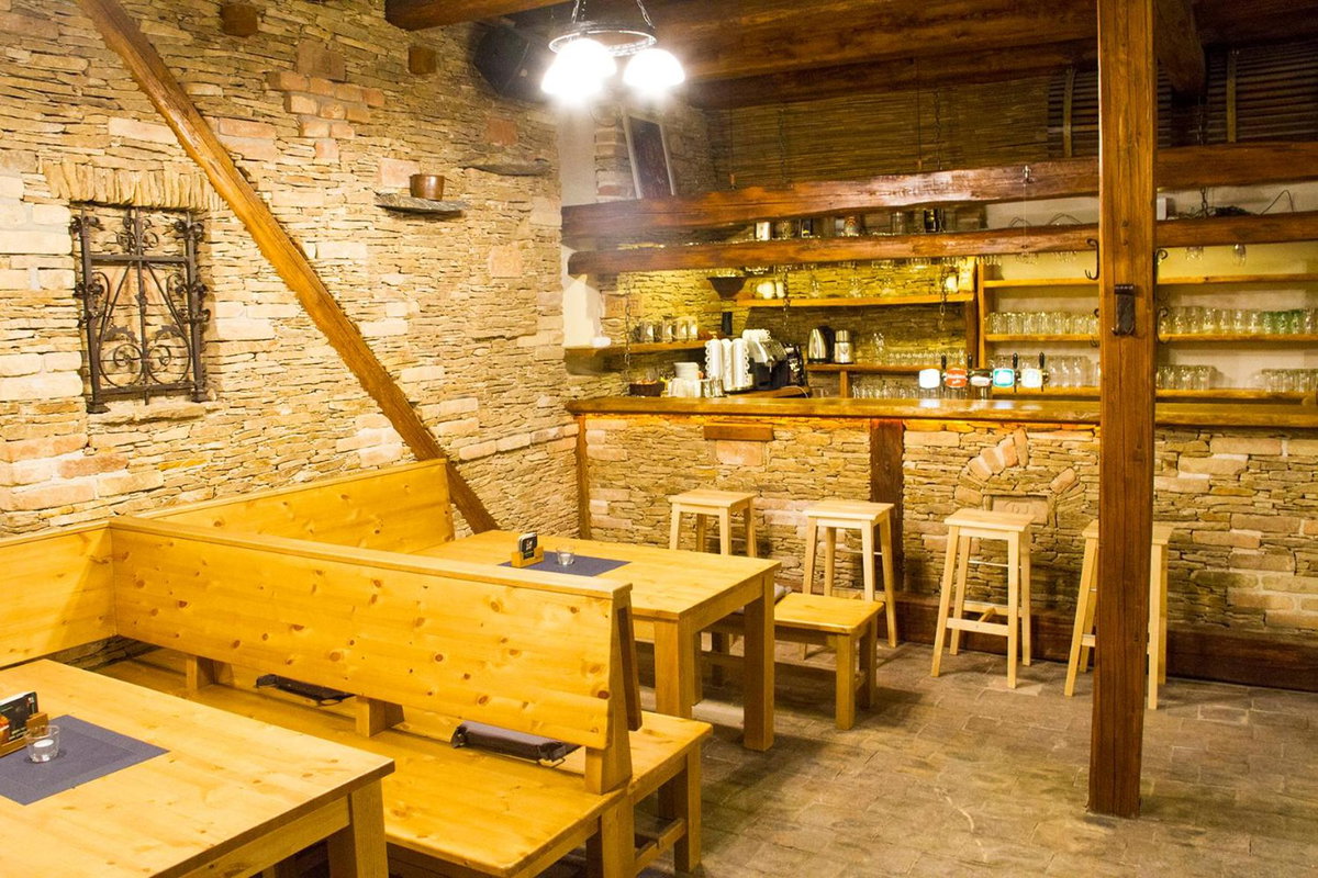 Restaurace & Penzion U Tří Jasanů, Czechia