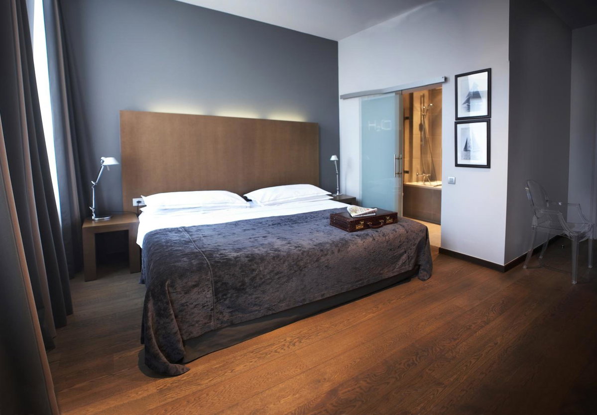 Отель · Hotel Domus, Boom
