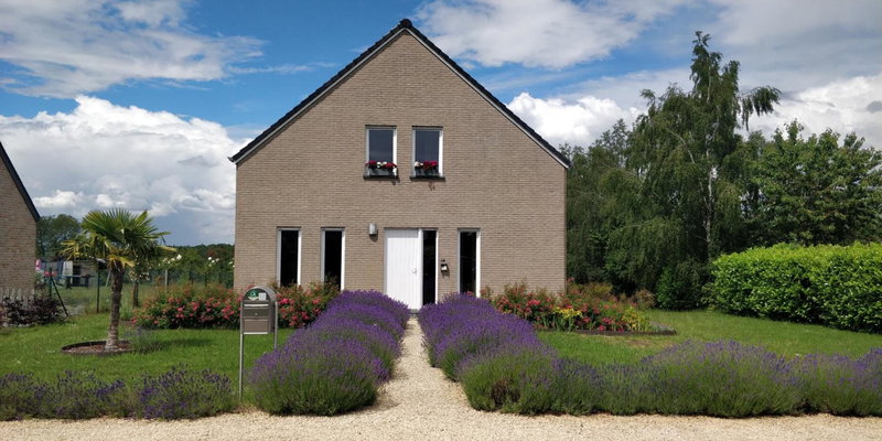 Le bordon, Durnal, Belgium