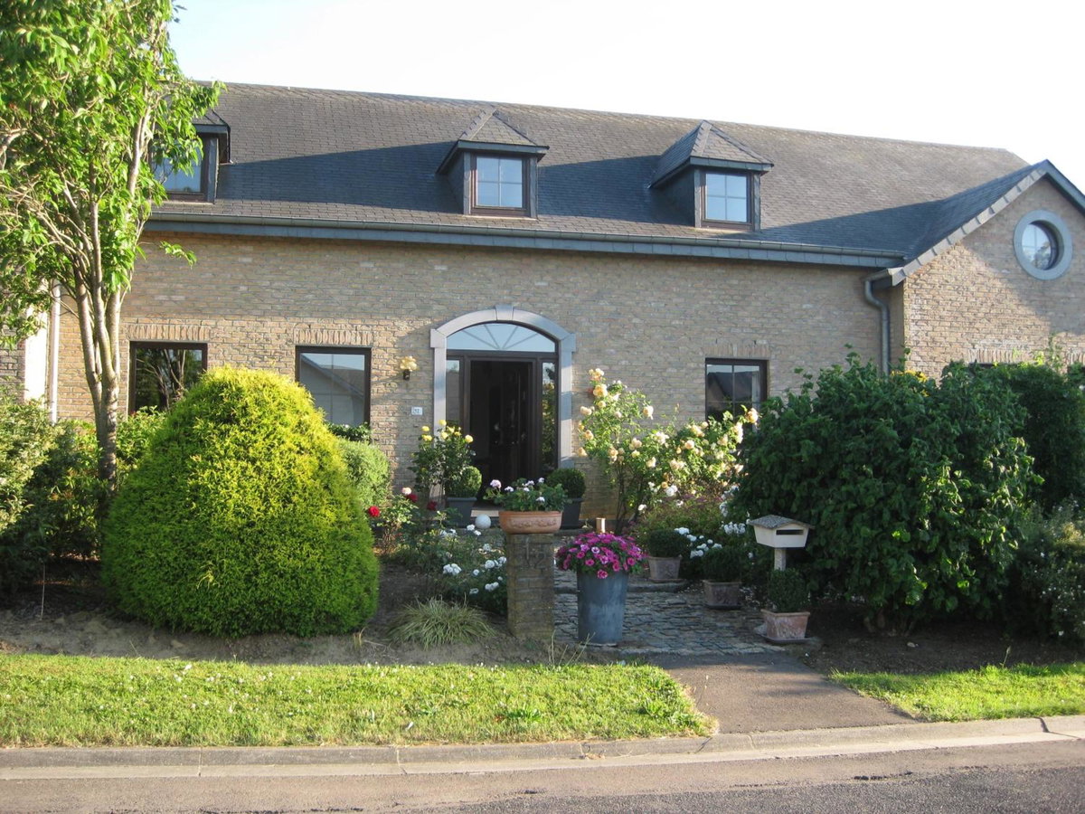 Hôtel · en gaume séjour au calme, Jamoigne