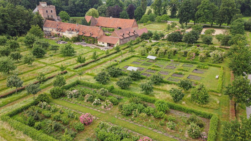 B&B Kasteelhoeve de Kerckhem, Wijer, Belgium