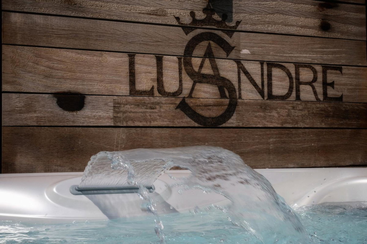 Hotel · Lusandre, Olen