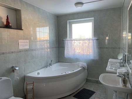Brålanda Hotell & Vandrarhem - Hostel, Vaenersborg, Sweden