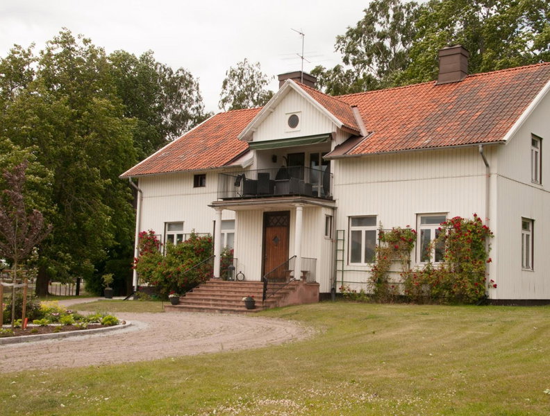 Ekeby i Bro, Bro, Sweden